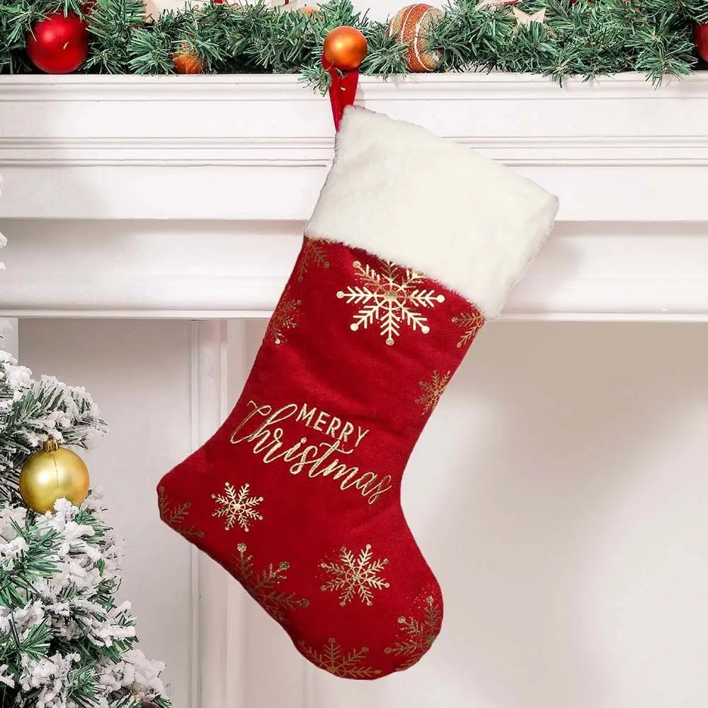 Embroidered Personalized Christmas Stocking Snowflake Pattern Red/Green Christmas Sock Large Capacity Christmas Gift Bag Navidad